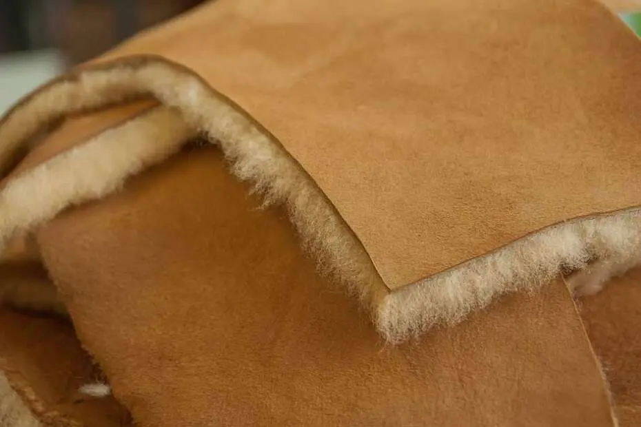 what is sheepskin leather