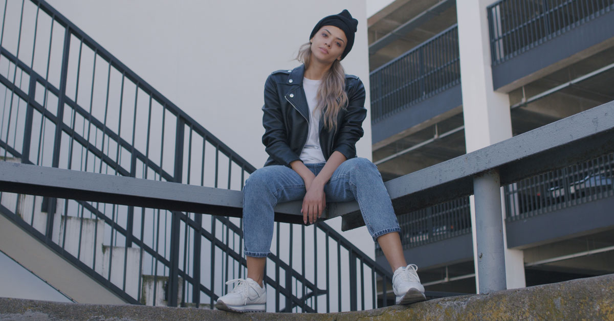 How to Wear a Beanie? Women's Guide to Rock the Beanie in Multiple Ways