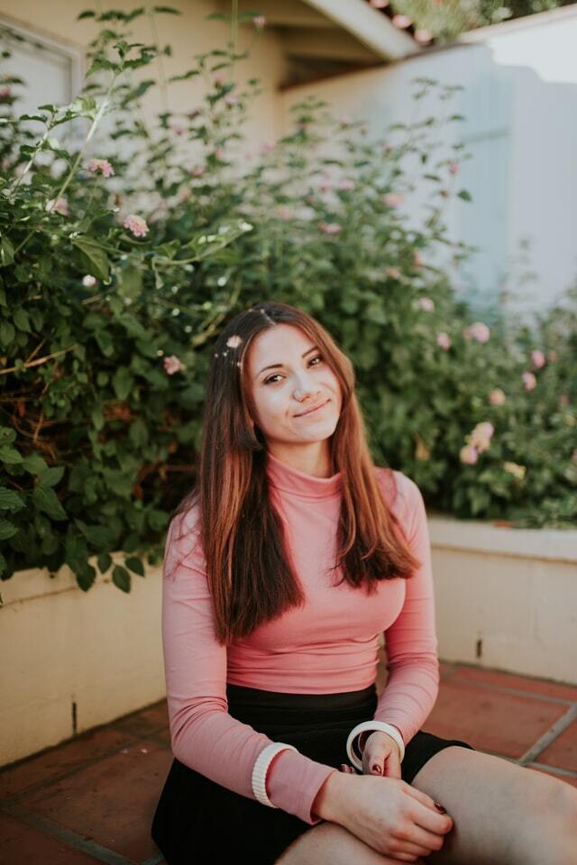 pink and black outfit