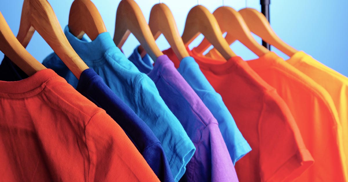 15 Cool Ways to Dress up a TShirt for Women The Jacket Maker Blog