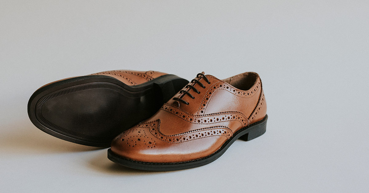 Oxford vs Derby Which Shoes Are Right For You? The Jacket Maker Blog