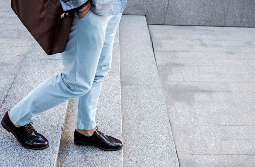 What Are Casual Dress Shoes for Jeans?