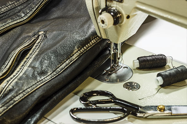 5 Authentic Ways To Fix A Peeling Leather Jacket