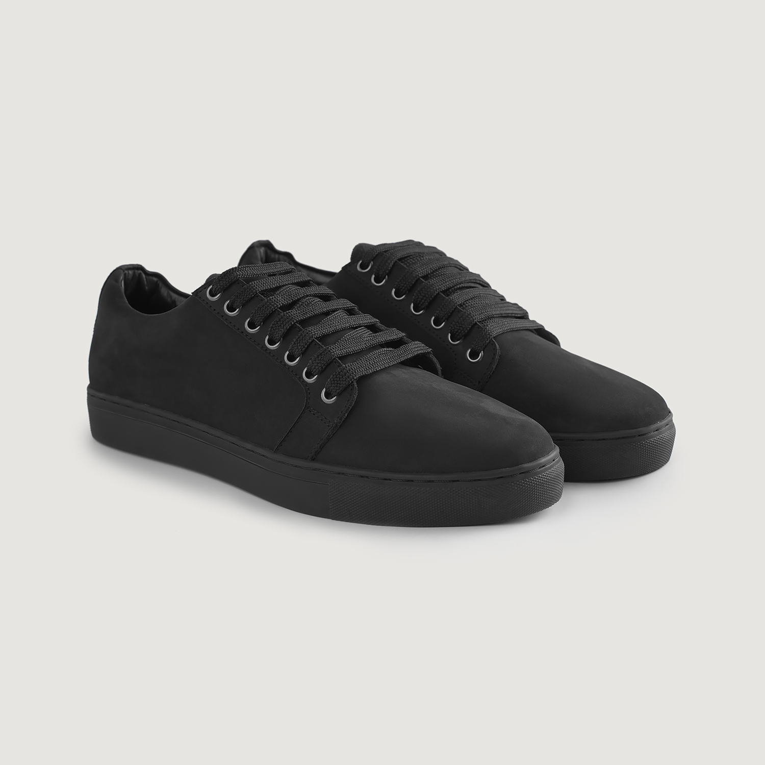 Murphy Low Top Black Nubuck Sneakers