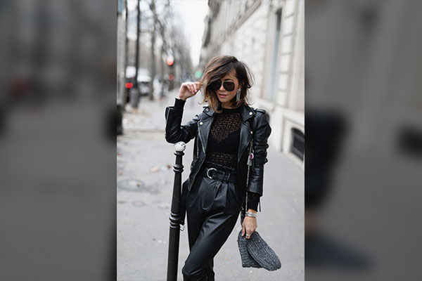 Black Outfits for Women in their 20s