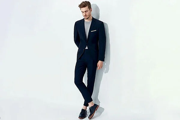 10+ Interview Outfits That Will Get You the Job - The Jacket Maker