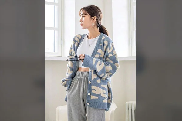 Cardigan Outfits for Soft Girls