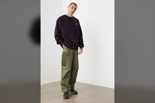 Cargo Pants with Sweatshirts 