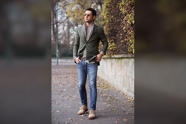 Casual Derby Shoes With Jeans 