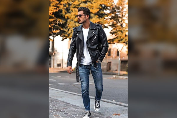 4. Casual Leather Jacket Outfits