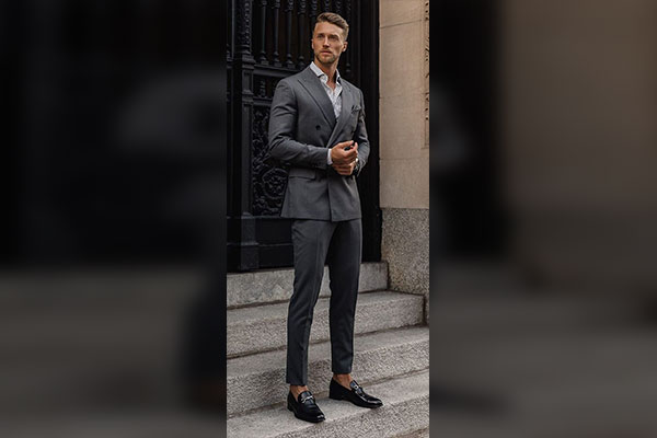How to Style A Grey Suit with Brown Shoes the Right Way