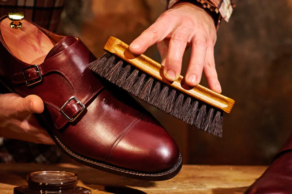 How to Clean Leather Shoes