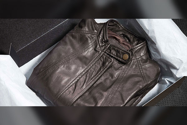 How To Fold A Leather Jacket?