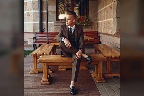 How to Wear Loafers with a Suit