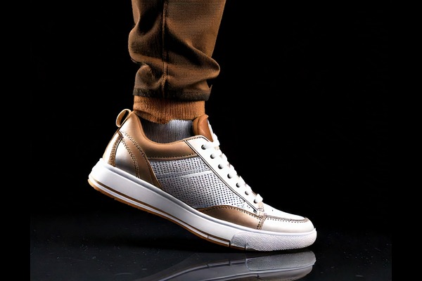 Low-Top Sneakers