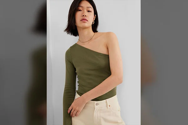 6 Ways to Wear a One-Shoulder Tank Top in 2021 - PureWow