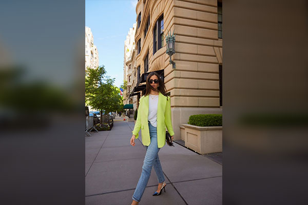 Oversized Neon Blazer Outfit