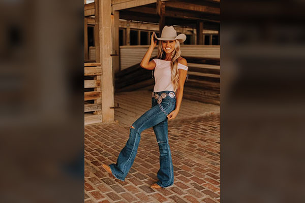 Quintessential Cowgirl Outfit