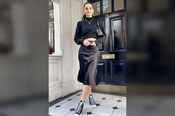 Here s How you can Wear Skirts in Winters The Jacket Maker Blog