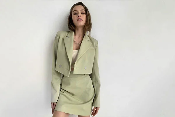 T-shirt and Oversized Blazer