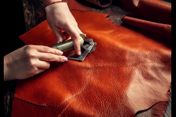 The Process of Leather Finishing for Deerskin Leather