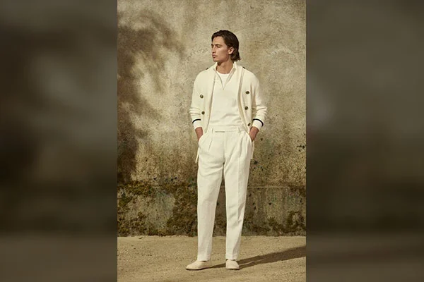 White Winter Look