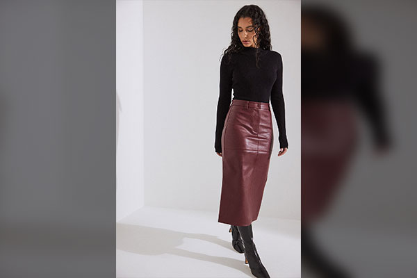Winter Leather Skirt Outfit