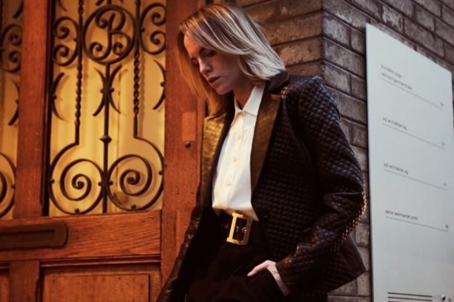 how to dress in 30s