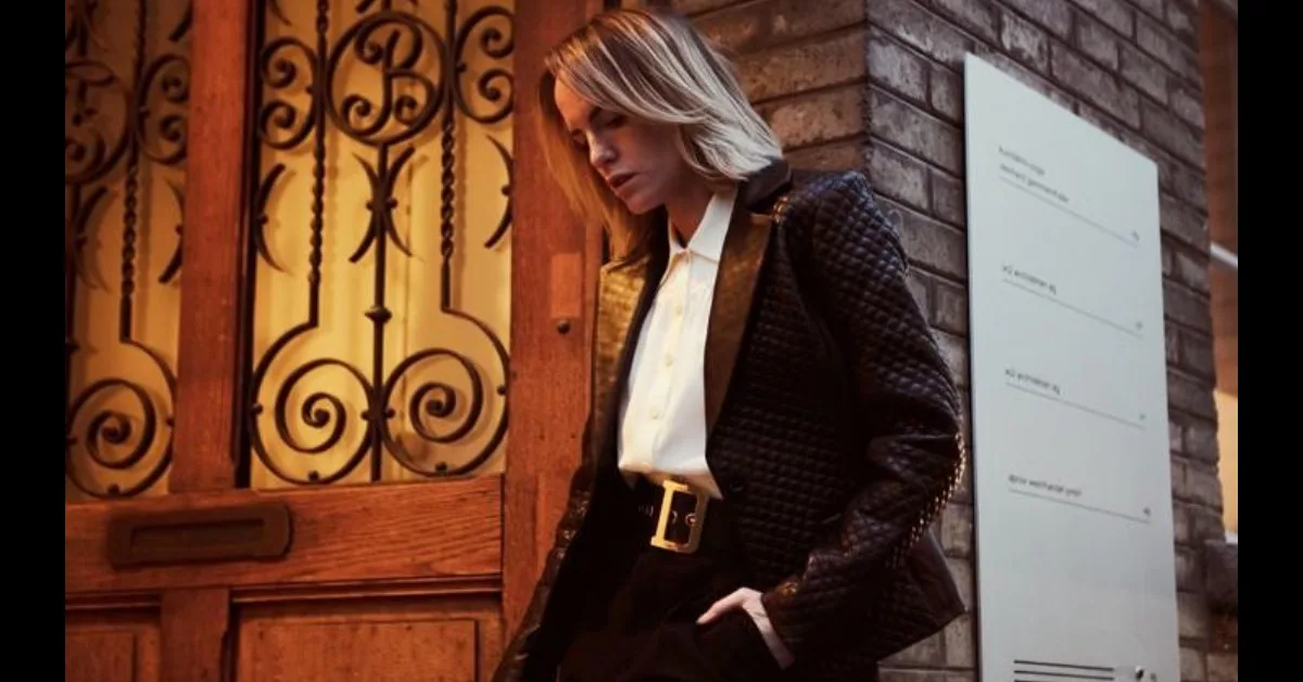 how to dress in 30s