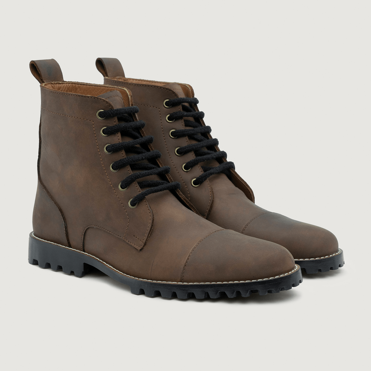 Knight Derby Waxed Best Brown Pull-up Boots 