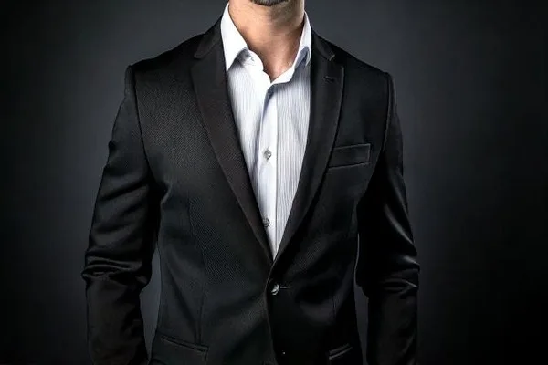 The Versatility of a Black Blazer